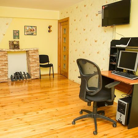 Highland Park Hostel Баку Экстерьер фото
