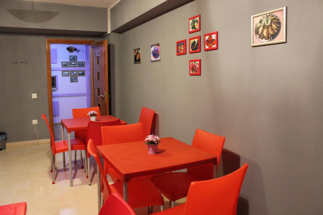 Highland Park Hostel Баку Экстерьер фото