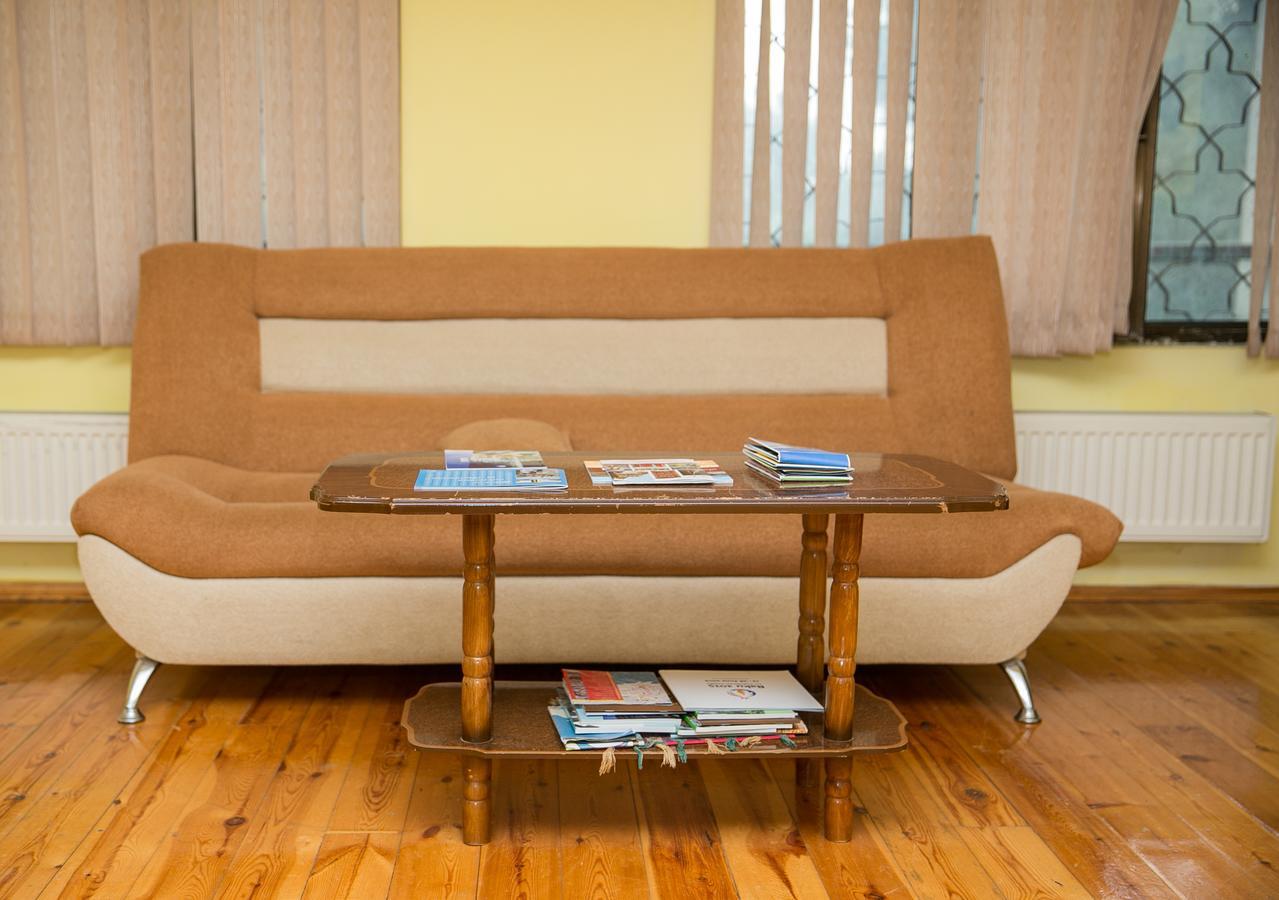 Highland Park Hostel Баку Экстерьер фото