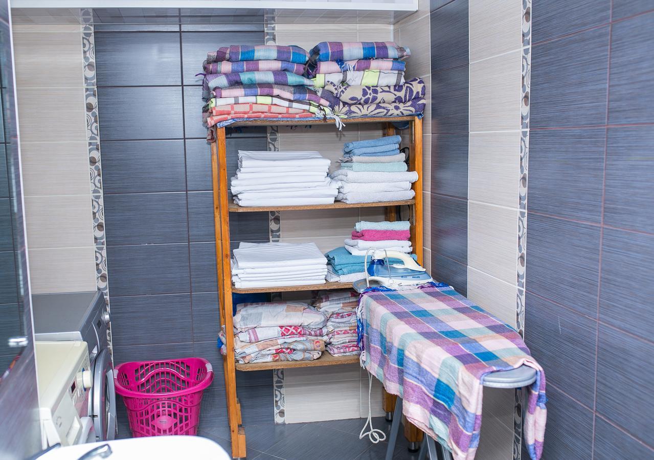 Highland Park Hostel Баку Экстерьер фото